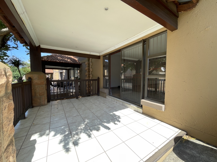 3 Bedroom Property for Sale in Birdwood Estate North West